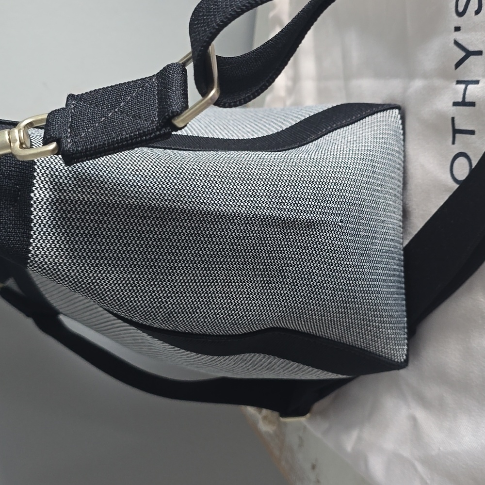 Rothy's The Handbag In Gray/Black - Picture 2 of 11
